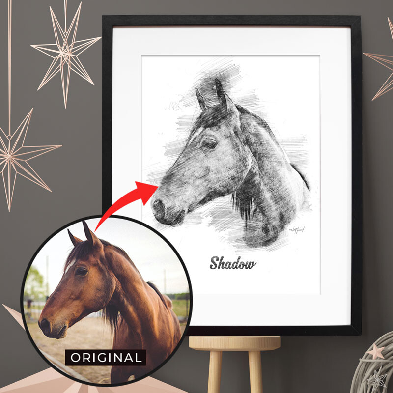 Dein personalisiertes Bleistift Poster mit Bild deines Pferdes. Das persönlichste Geschenk für Pferde Mamas & -Papas. Gratis Versand & Support.